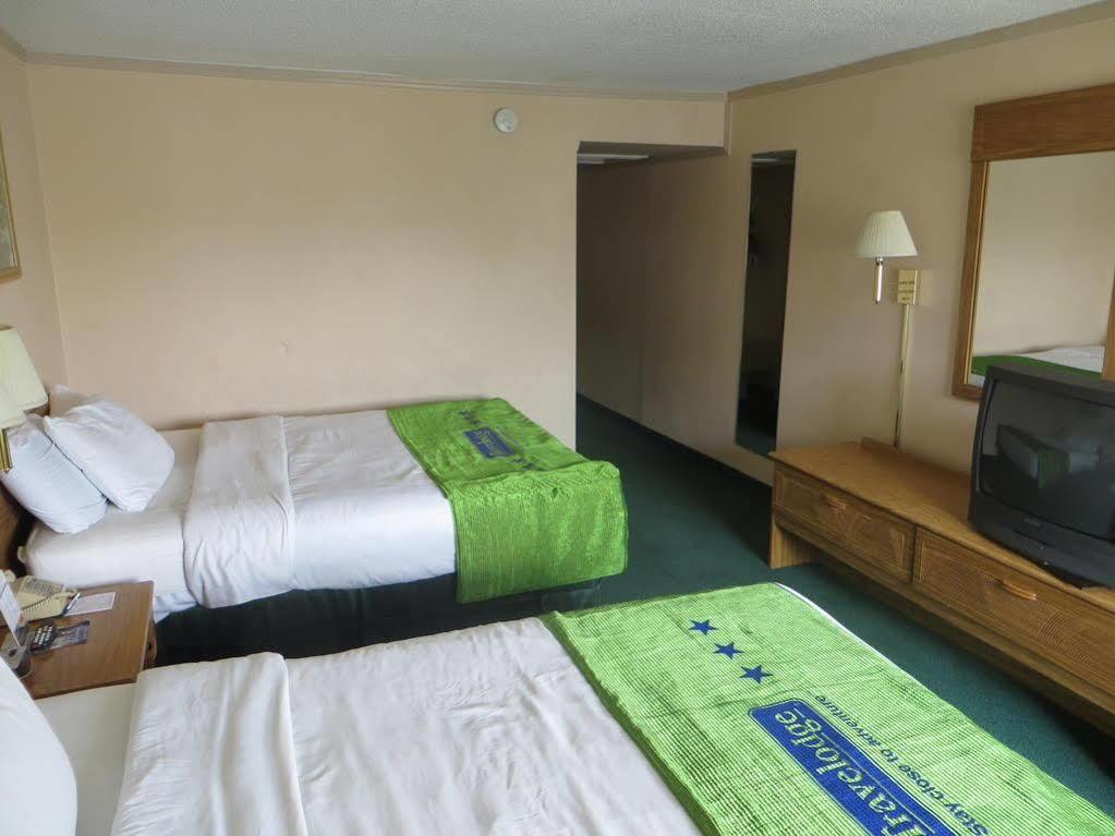 Super 8 By Wyndham Des Moines Otel Dış mekan fotoğraf